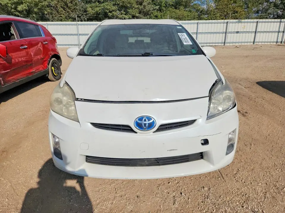 2011 TOYOTA PRIUS THREE  