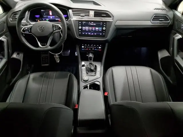 2024 VOLKSWAGEN TIGUAN SE R-LINE BLACK  