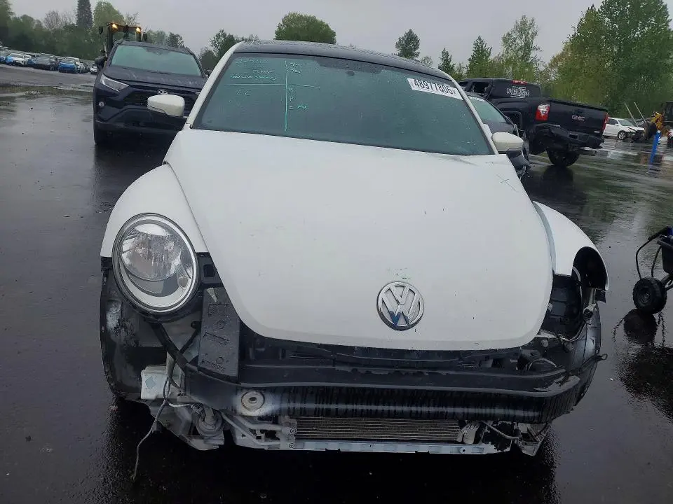 2013 VOLKSWAGEN BEETLE   