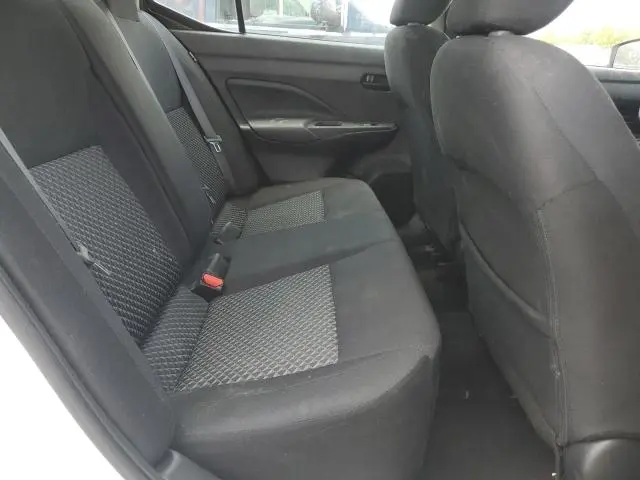 2021 NISSAN VERSA S  