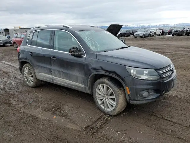 2014 VOLKSWAGEN TIGUAN S  