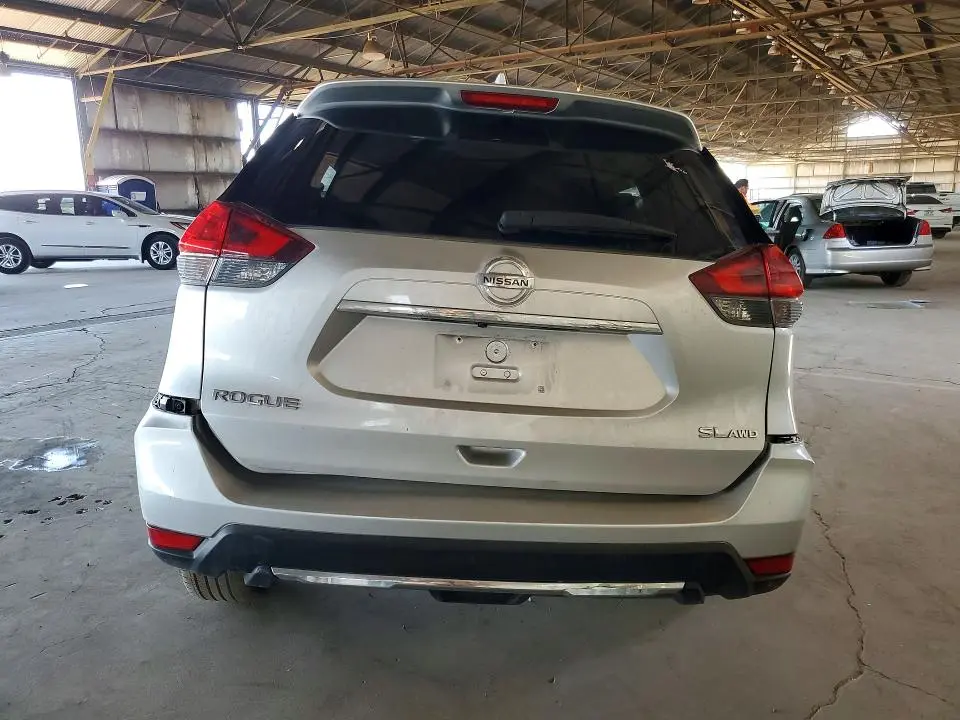2018 NISSAN ROGUE SL  