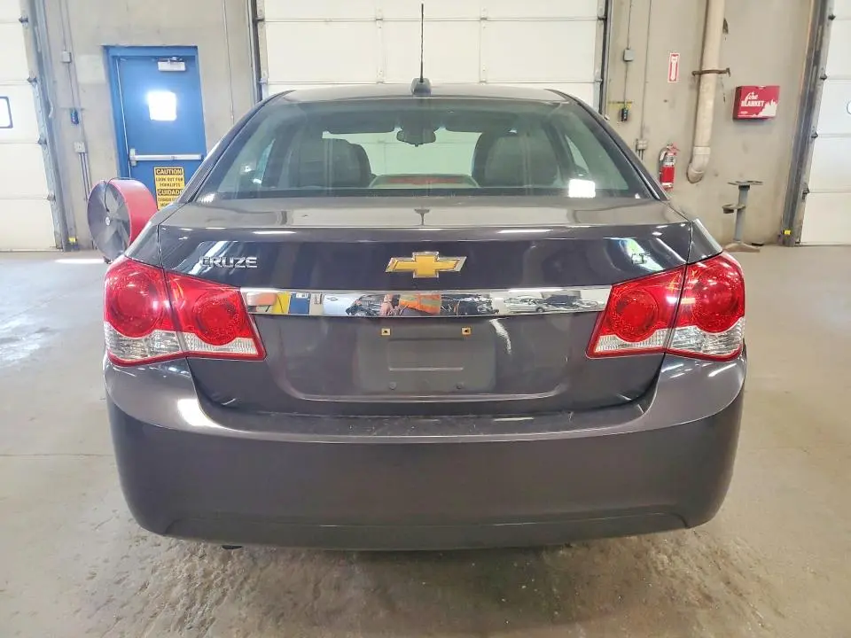 2015 CHEVROLET CRUZE LT  