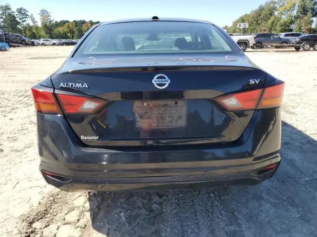 2021 NISSAN ALTIMA SV  