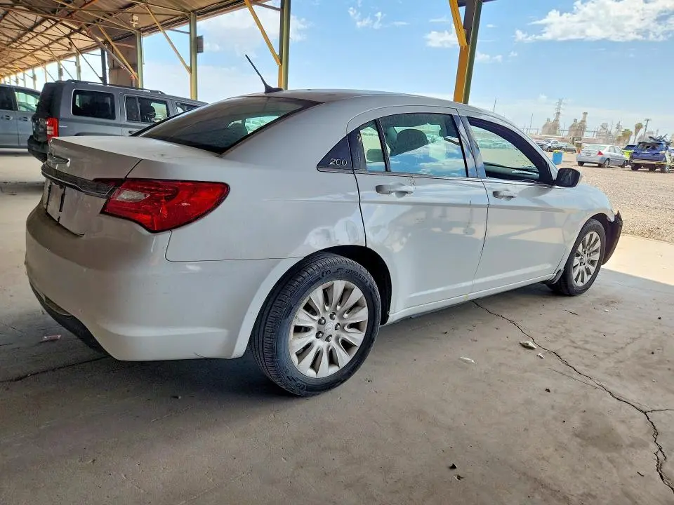2012 CHRYSLER 200 LX  