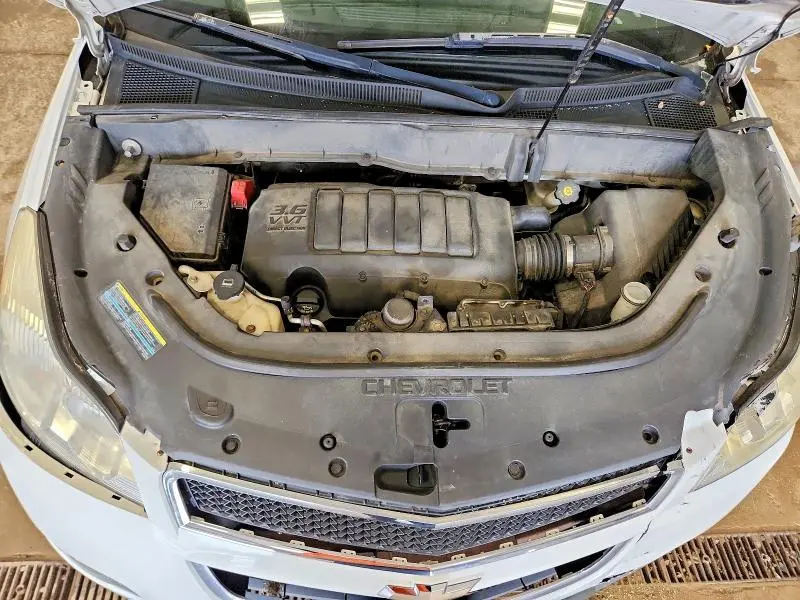 2010 CHEVROLET TRAVERSE LT  
