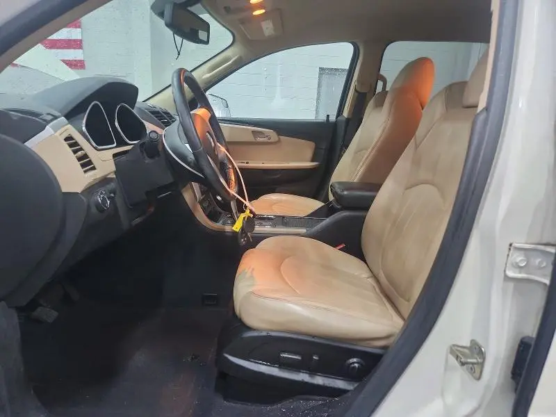 2010 CHEVROLET TRAVERSE LTZ  