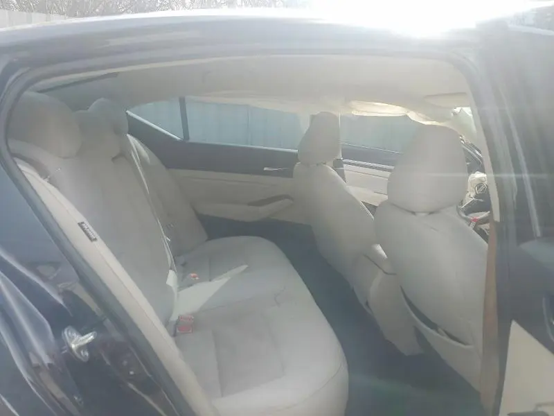 2022 NISSAN ALTIMA SV  