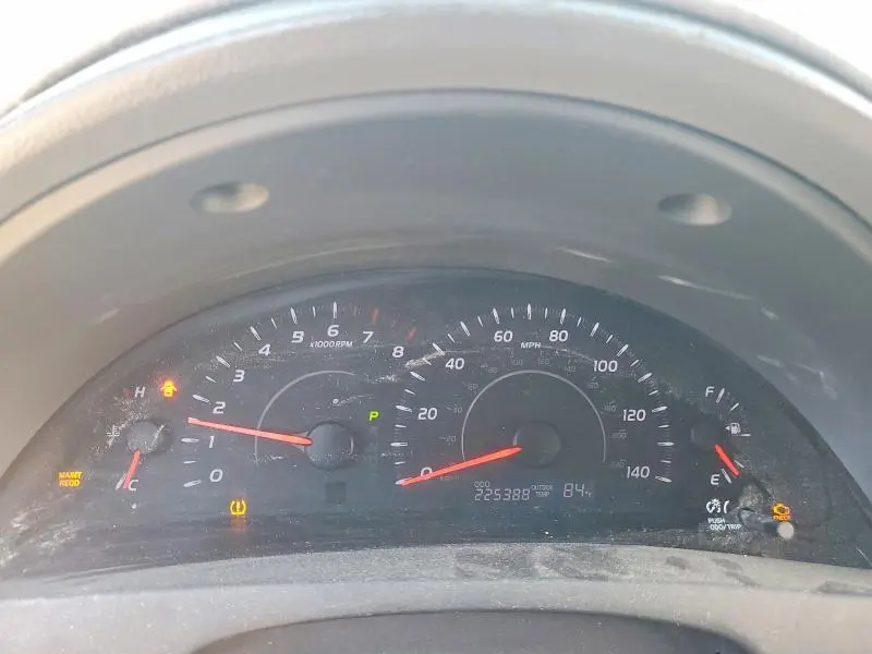 2011 TOYOTA CAMRY LE  