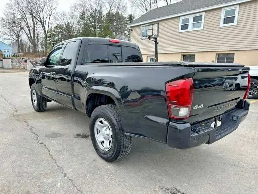 2019 TOYOTA TACOMA SR  