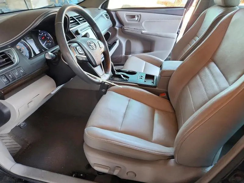 2016 TOYOTA CAMRY XLE  