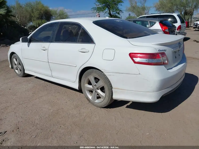 2010 TOYOTA CAMRY SE