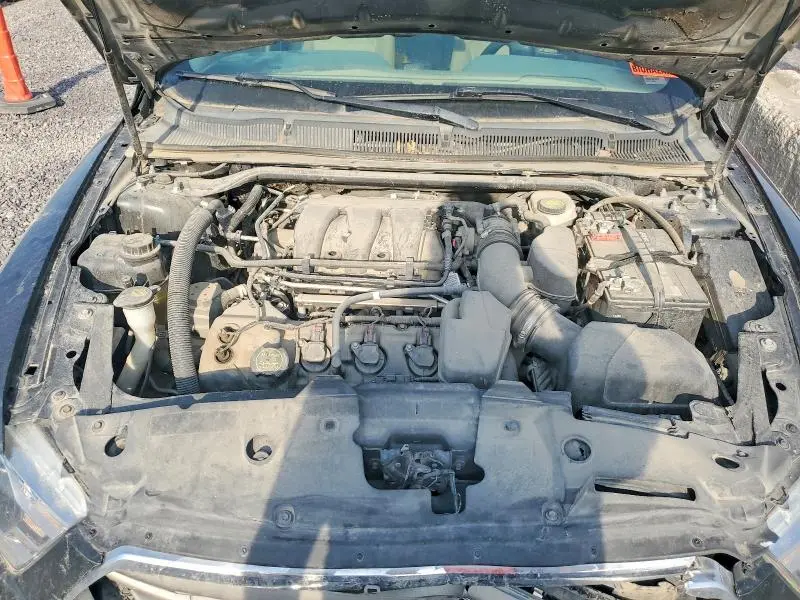 2016 FORD TAURUS SE  