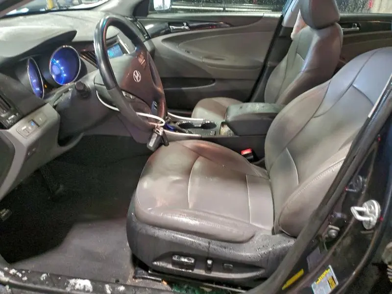 2013 HYUNDAI SONATA SE  