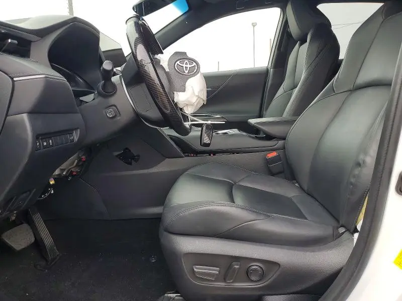 2024 TOYOTA VENZA NIGHTSHADE EDITION  