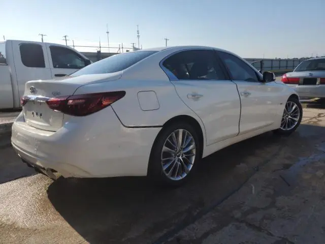 2019 INFINITI Q50 LUXE  