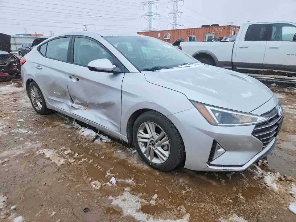 2019 HYUNDAI ELANTRA SEL  