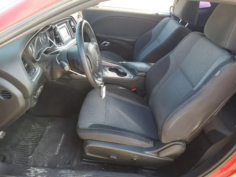 2015 DODGE CHALLENGER SXT  