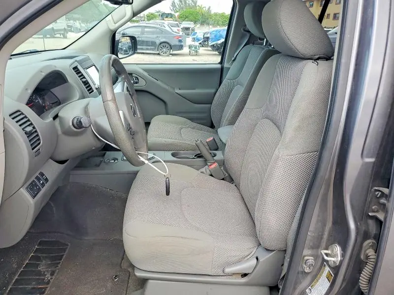 2021 NISSAN FRONTIER SV  