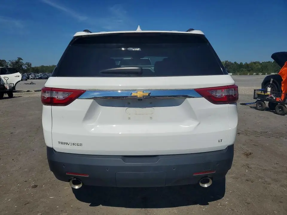 2021 CHEVROLET TRAVERSE LT  