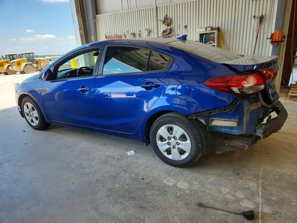 2017 KIA FORTE LX  