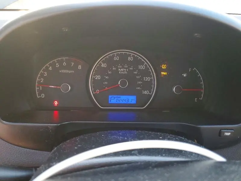 2010 HYUNDAI ELANTRA GLS  