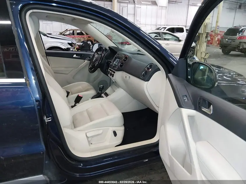2013 VOLKSWAGEN TIGUAN SE