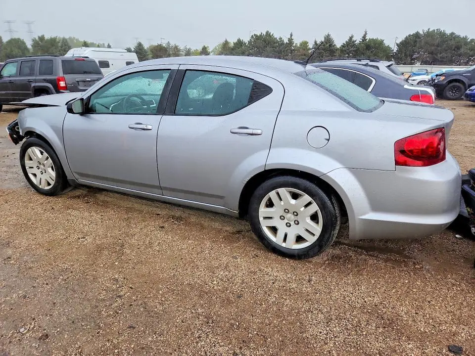 2013 DODGE AVENGER SE  