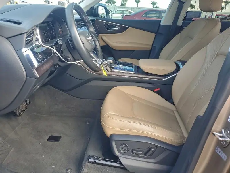 2019 AUDI Q8 PRESTIGE S-LINE  