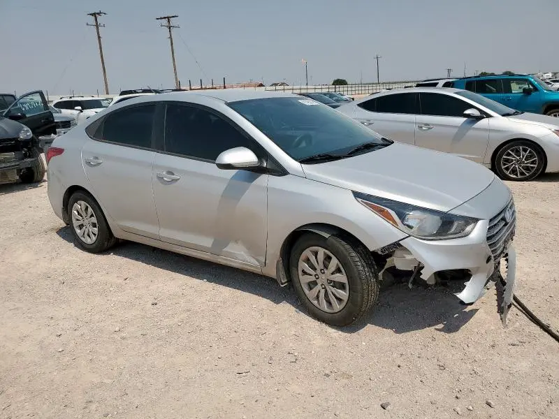 2022 HYUNDAI ACCENT SE  