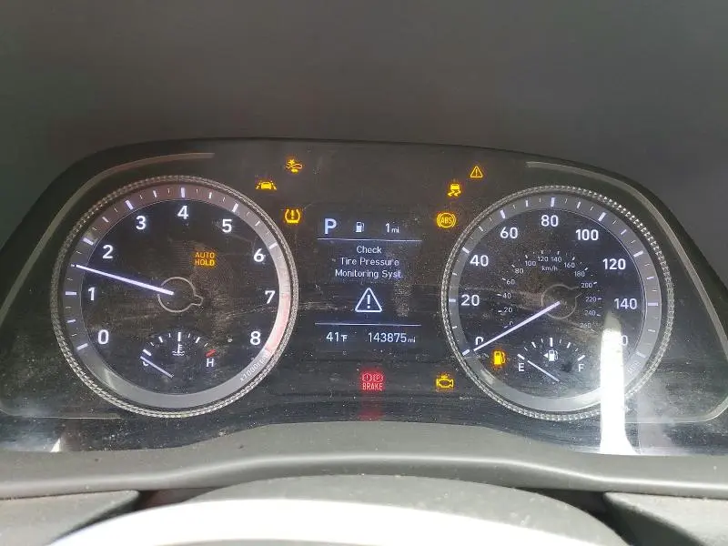 2020 HYUNDAI SONATA SE  