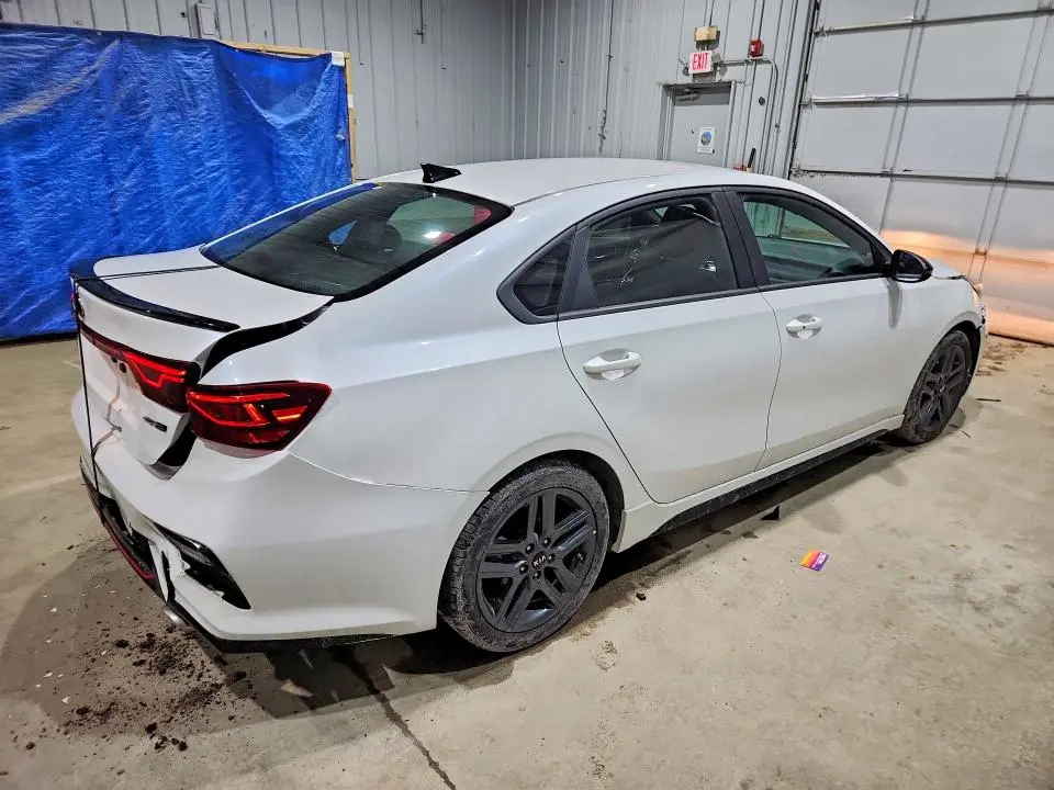 2021 KIA FORTE GT-LINE  