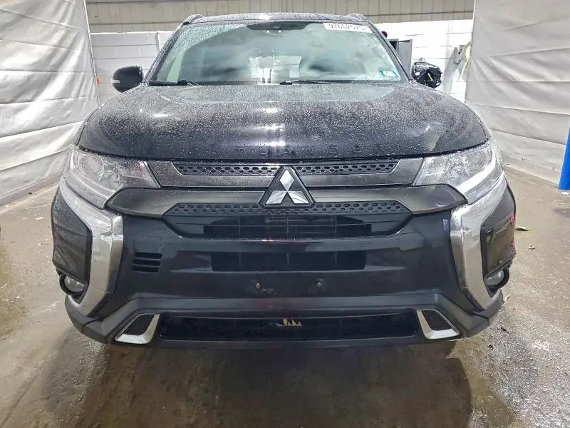 2019 MITSUBISHI OUTLANDER SE  