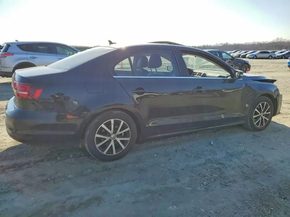 2017 VOLKSWAGEN JETTA SE  