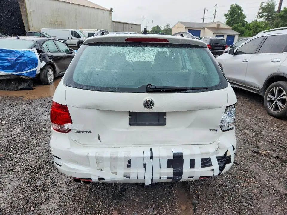 2011 VOLKSWAGEN JETTA TDI  