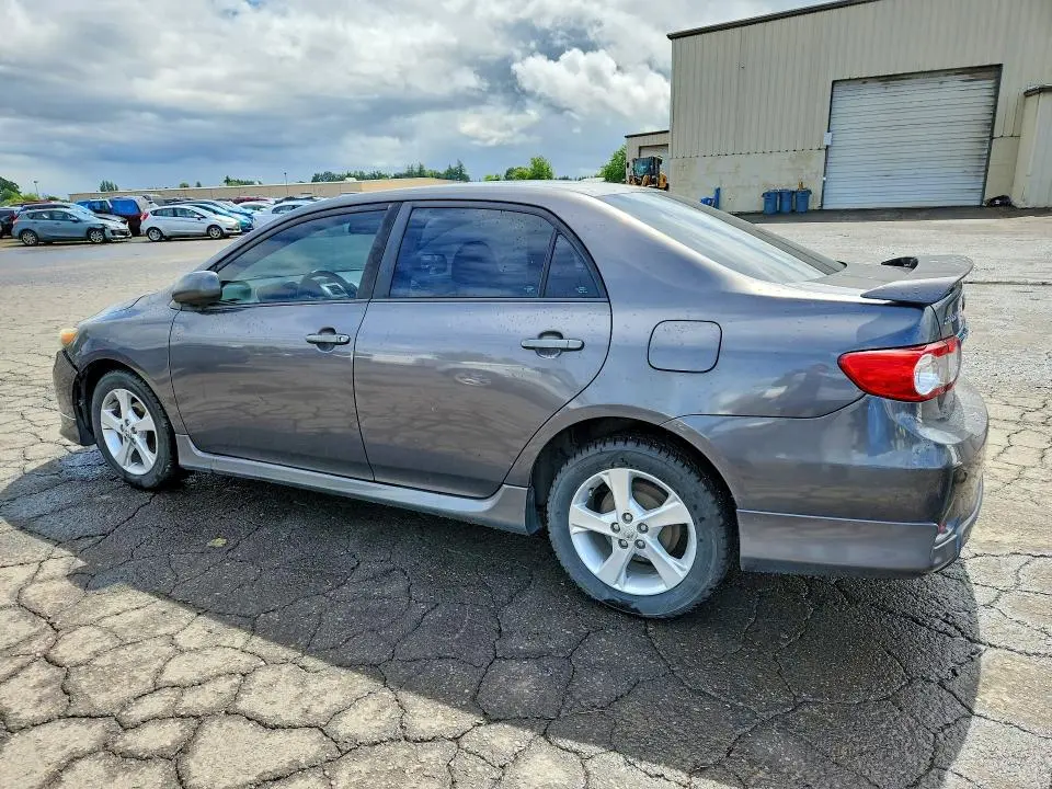 2013 TOYOTA COROLLA S  