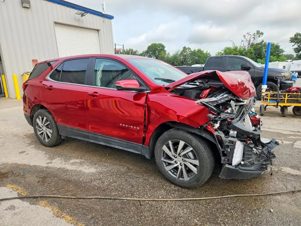 2024 CHEVROLET EQUINOX LT  