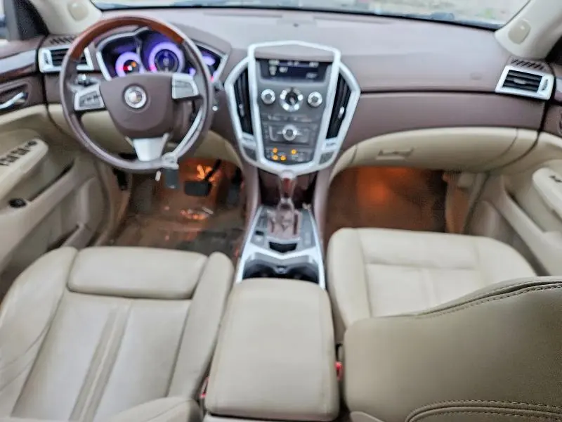 2010 CADILLAC SRX LUXURY COLLECTION  