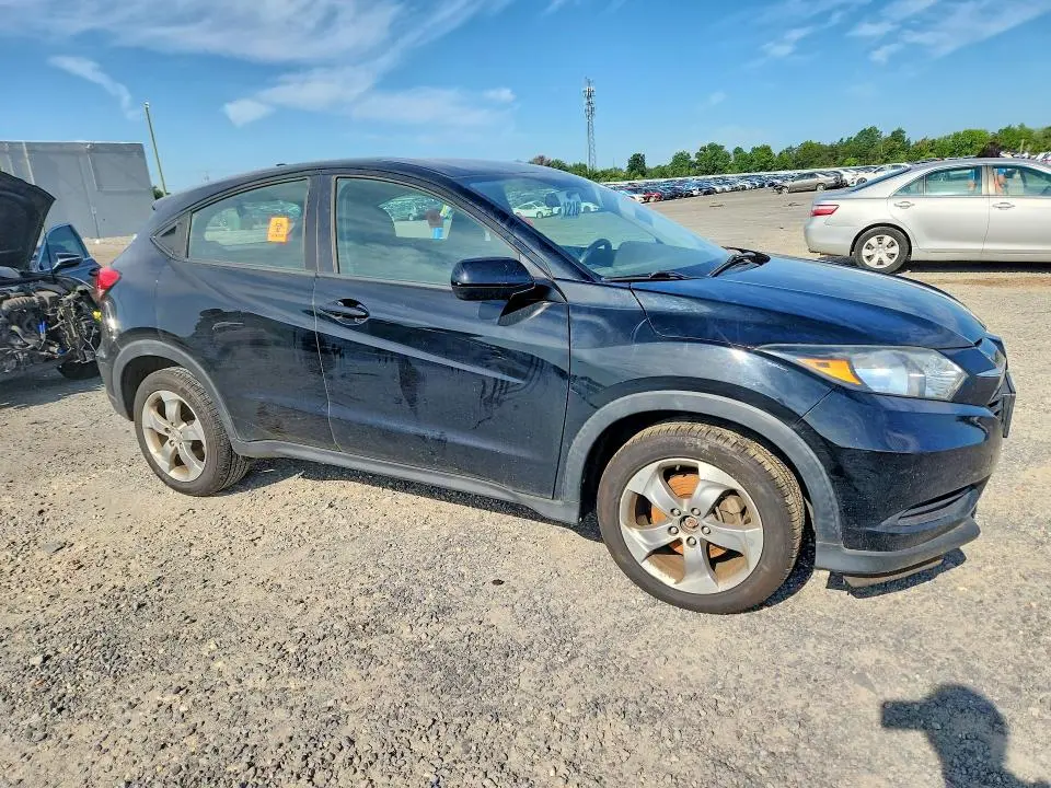 2018 HONDA HR-V LX  
