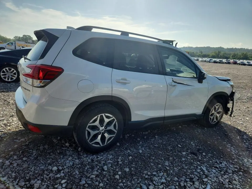 2019 SUBARU FORESTER PREMIUM  