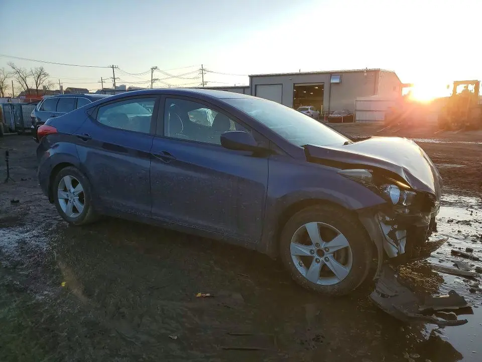 2013 HYUNDAI ELANTRA GLS  
