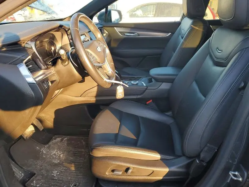 2021 CADILLAC XT5 LUXURY  