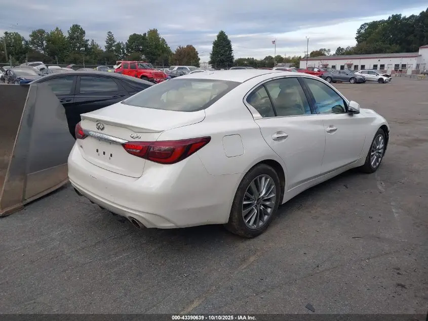 2018 INFINITI Q50 2.0T LUXE