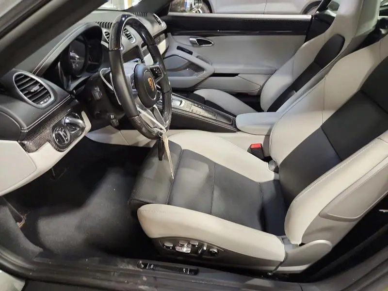 2021 PORSCHE CAYMAN GTS  