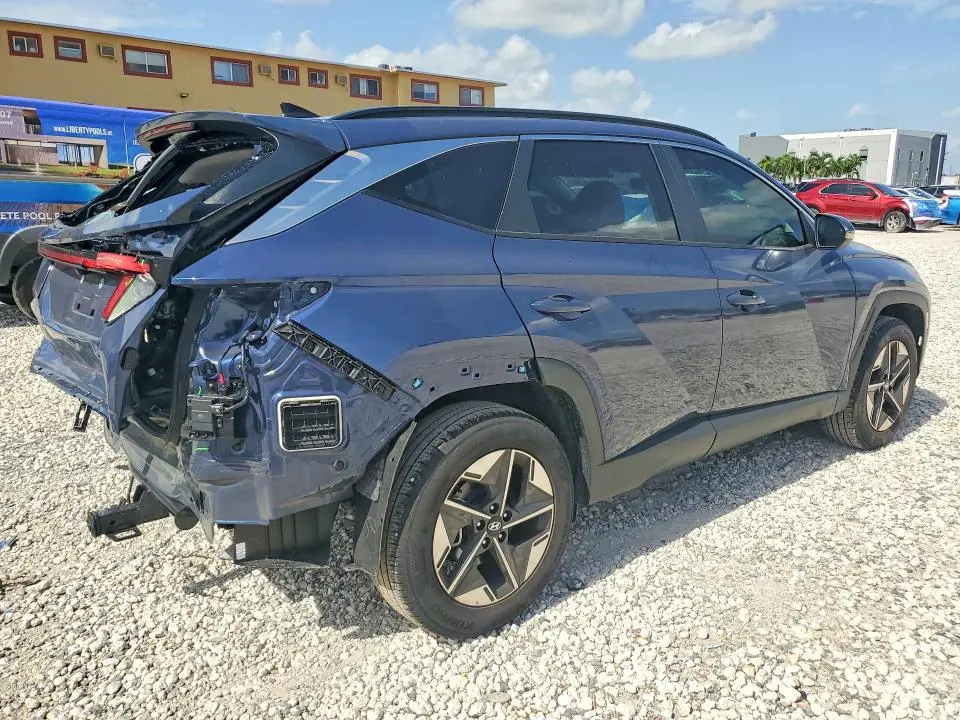 2025 HYUNDAI TUCSON SEL  