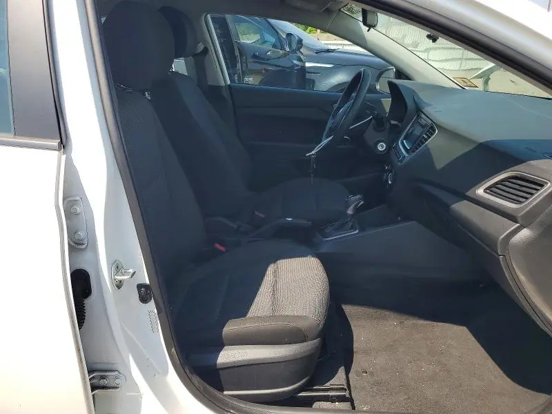 2021 HYUNDAI ACCENT SE  