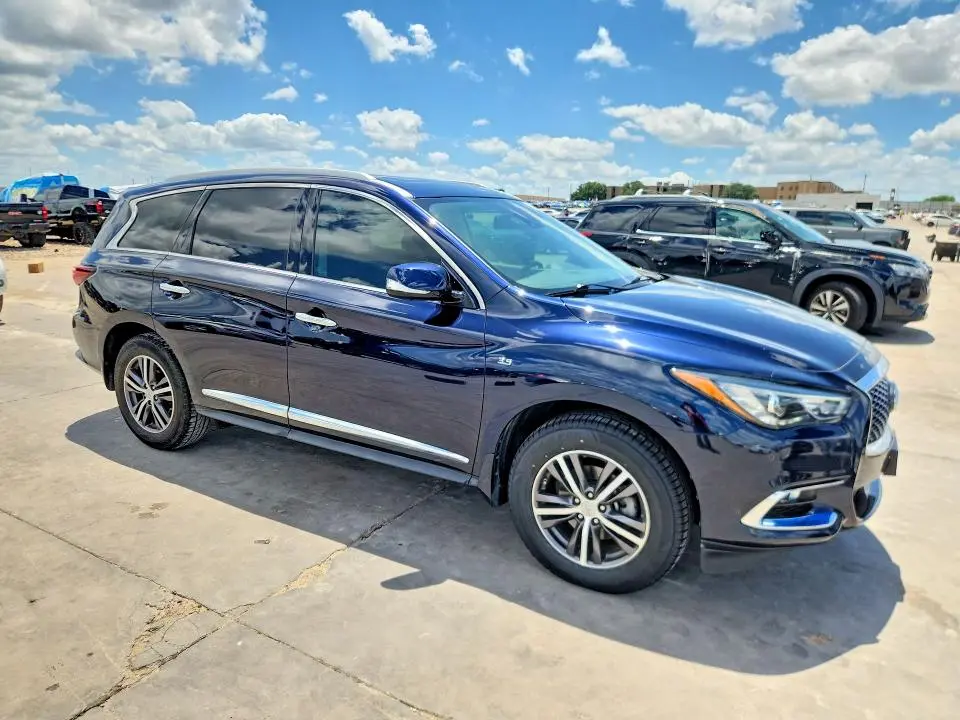2019 INFINITI QX60 LUXE  