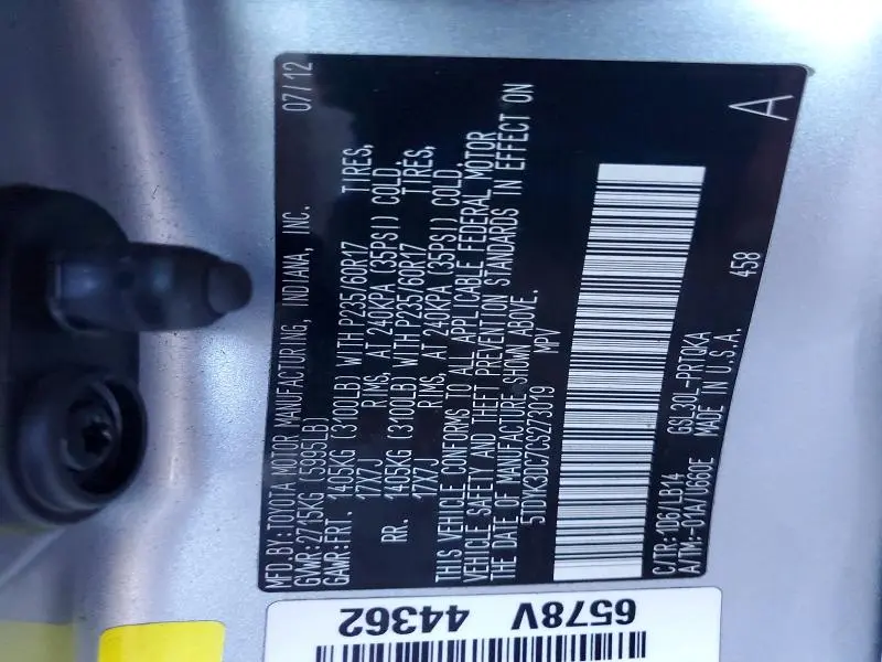 2012 TOYOTA SIENNA XLE  