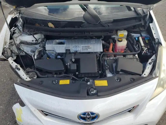 2012 TOYOTA PRIUS V   