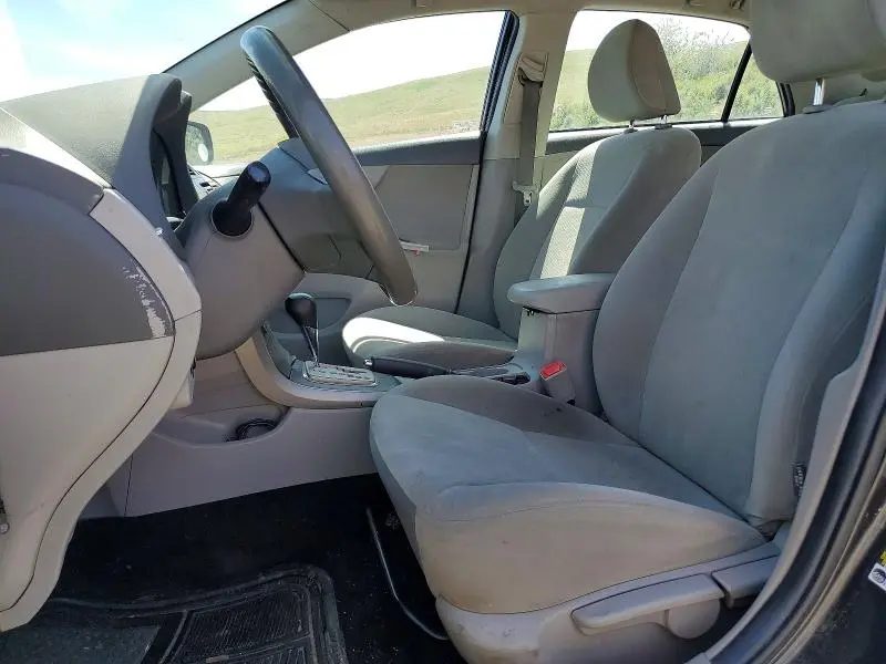 2010 TOYOTA COROLLA BASE  